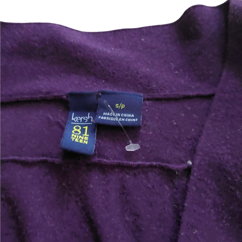 Cardigan‎ - Picture 3 of 4